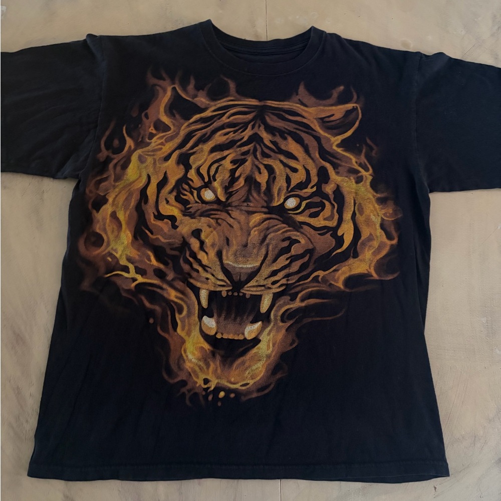 Vintage Y2K Liquid Blue Flaming Tiger Graphic Print Black T Shirt Mens Large